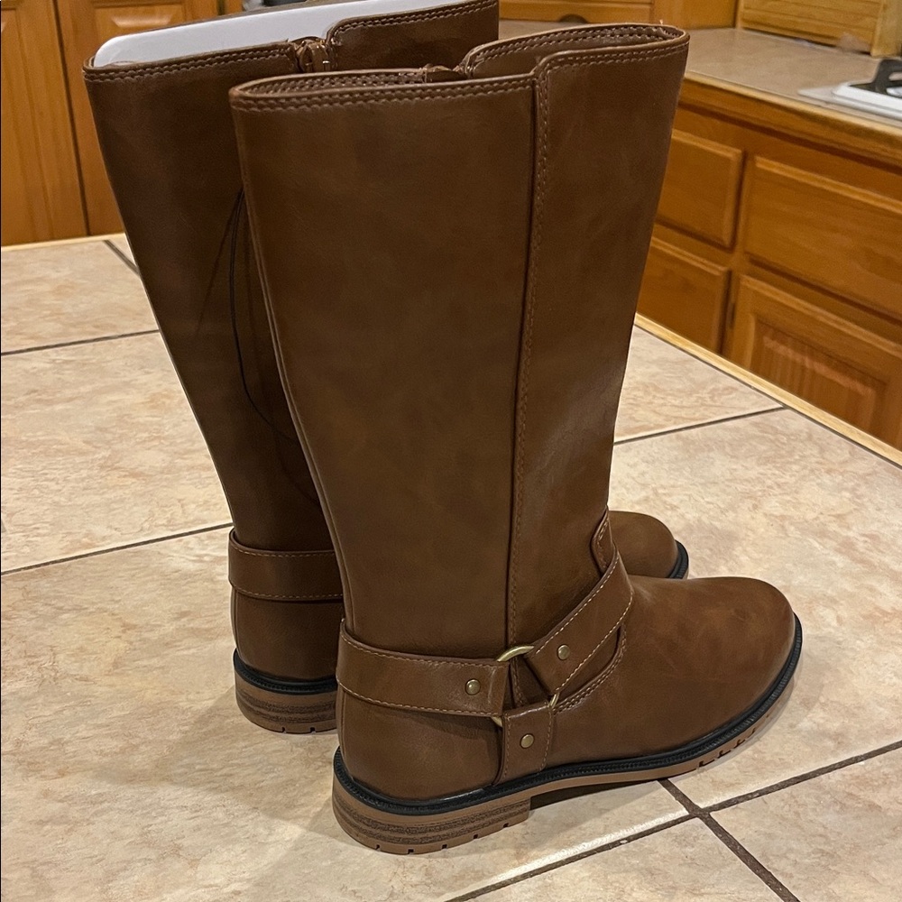 Cat & Jack Brown Girl’s Boots
